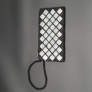 Mad by Design Silk / Natural Horn Beaded Wristlet